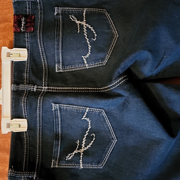🎉🌹Host Pick🌹🎉FRAGILE BLUE JEANS - Picture 7 of 11